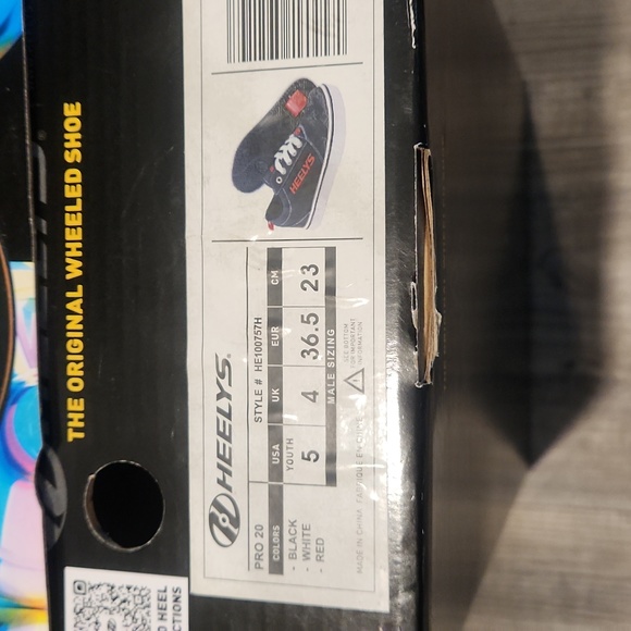 Black Heelys - youth 5 - Picture 4 of 7